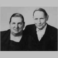 079-1115 Das Ehepaar Emilie und Heinrich Metzker im Jahre 1957.jpg